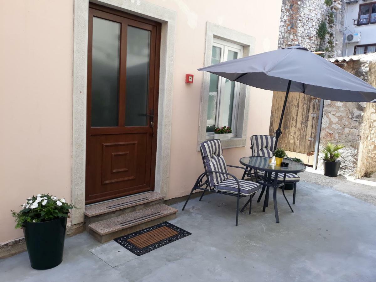 App Paris 5 Apartment Umag Exterior photo